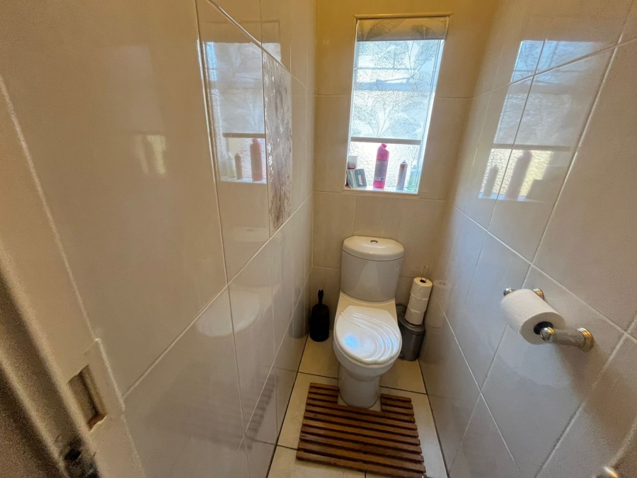 4 Bedroom Property for Sale in Protea Park North West